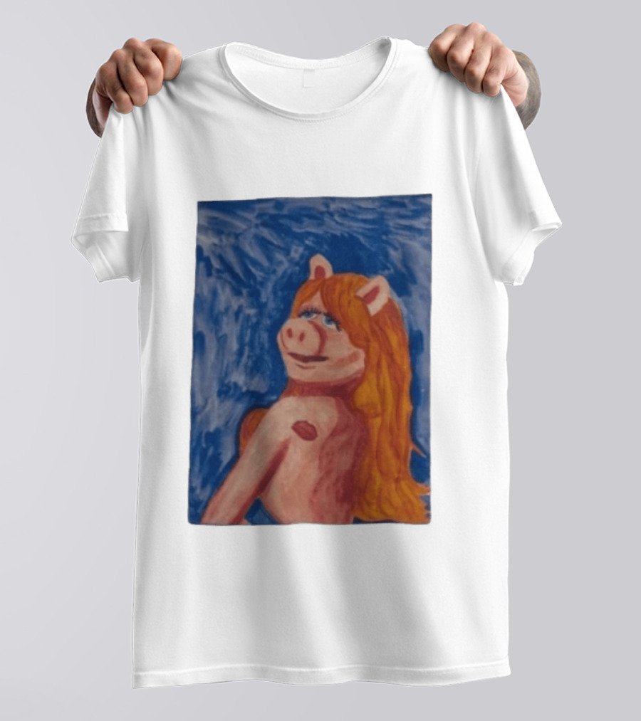 Miss Piggy Carpenter Painting The Muppets Miss Piggy Venus T-Shirt
