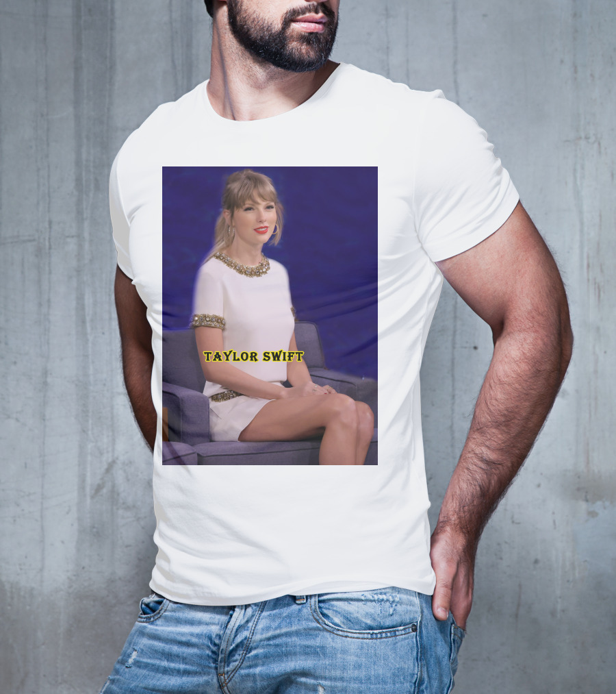TAYLOR SWIFT Fans Theory About Actress In 10-Minute 'All Too Well' T-Shirt