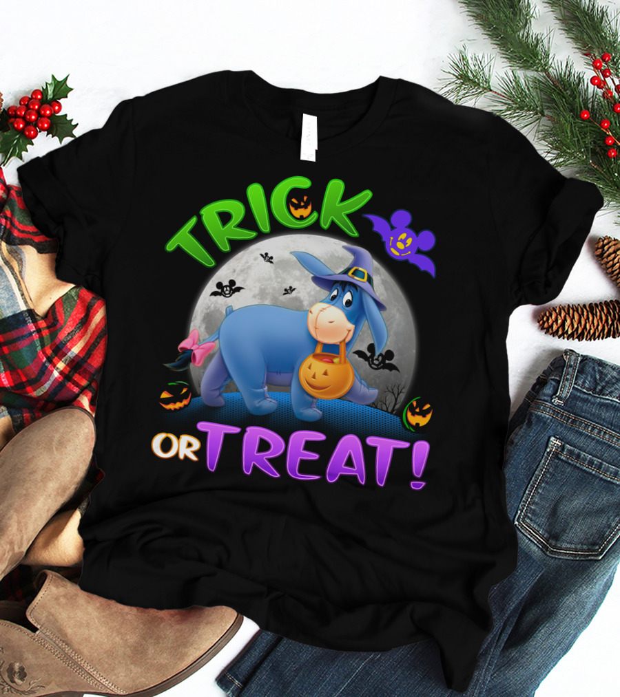 Eeyore Trick Or Treat Halloween Moon Bat Pumpkins T-Shirt