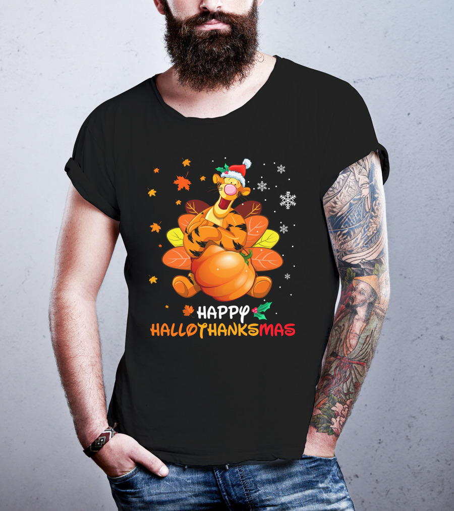 Happy Hallothanksmas Tiger With Pumpkin And Santa Hat T-Shirt