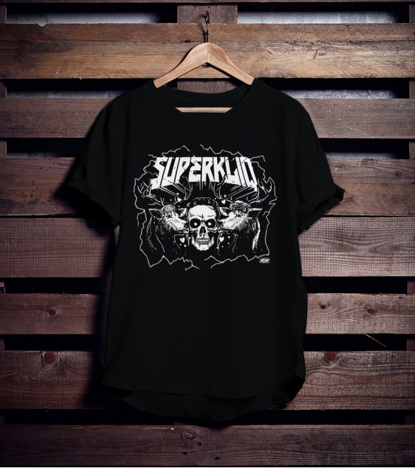 SUPRKLIQ AEW Superkliq Kiss Of Death Skull And Antlers T-Shirt
