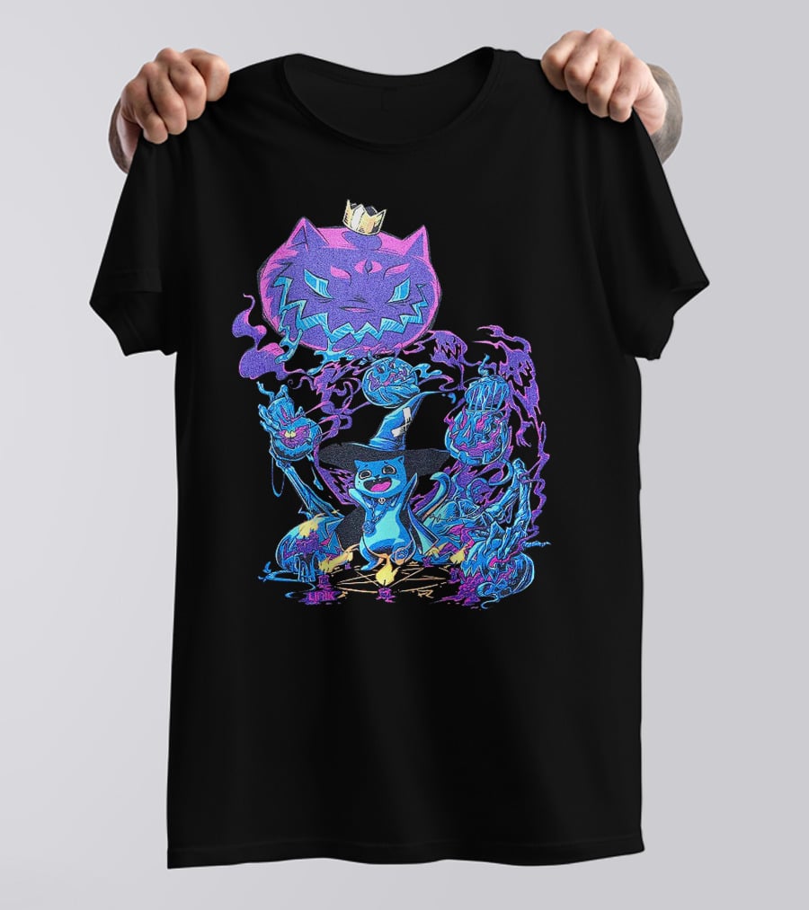 LIRIK HALLOWEEN Cat Wizard With Crown And Glowing Pumpkins T-Shirt