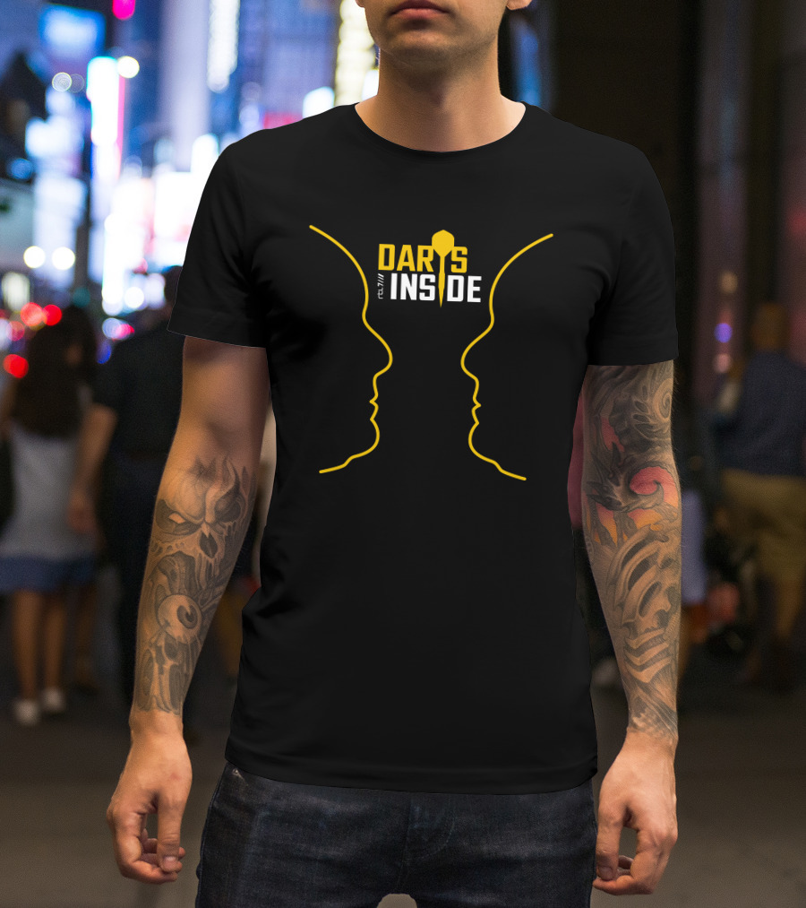 Set Van 4x Darts Inside Retro Style Face T-Shirt
