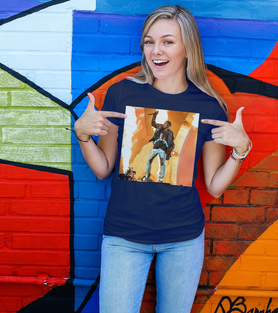 Travis Scott Live Concert Performance With Fire Effects T-Shirt