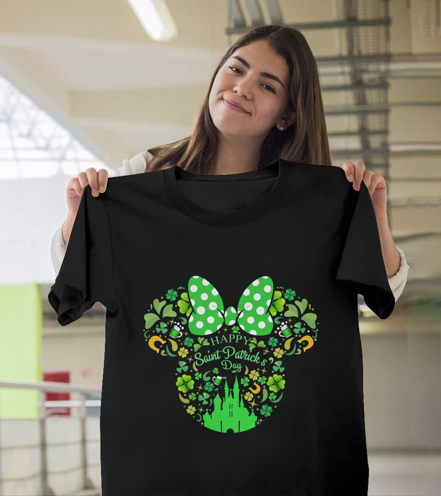 Happy Saint Patrick's Day Minnie Mouse Castle Clover Bow Beer T-Shirt
