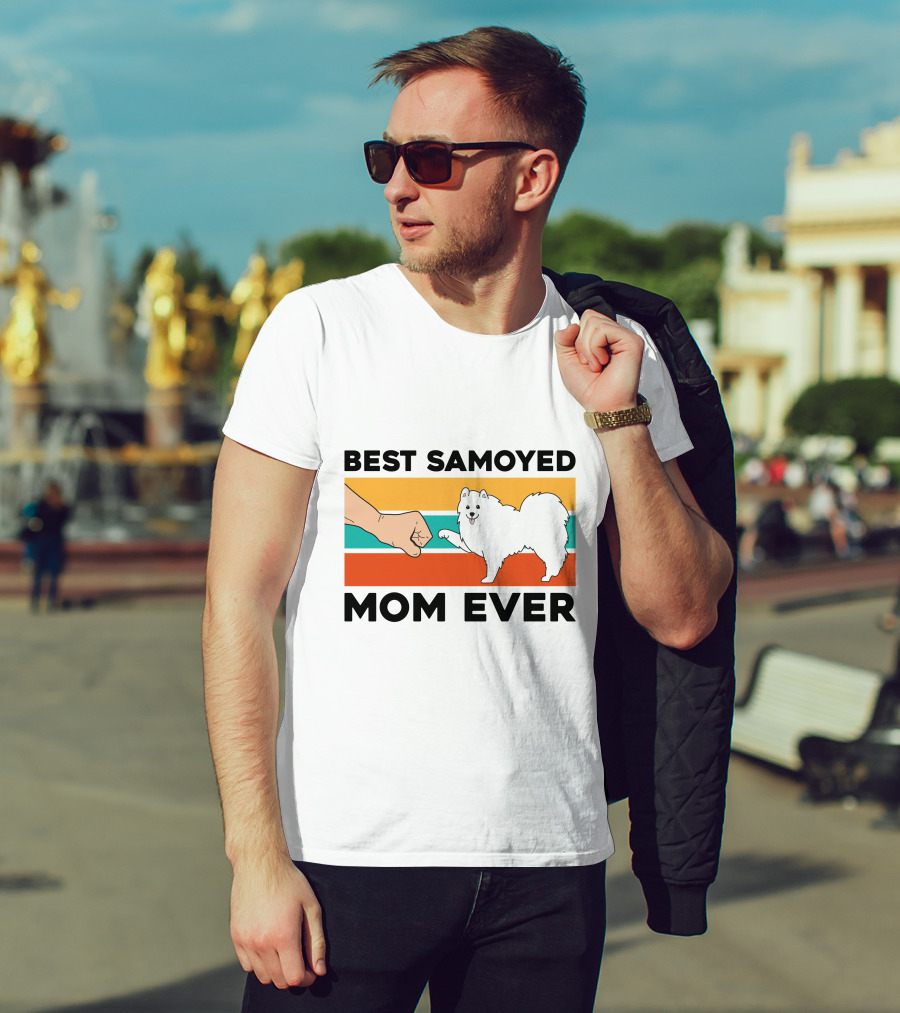 Best Samoyed Mom Ever Fist Bump Vintage Stripes T-Shirt
