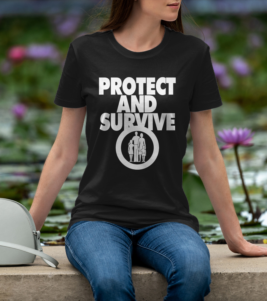 Protect And Survive Family Silhouette In Circle T-Shirt