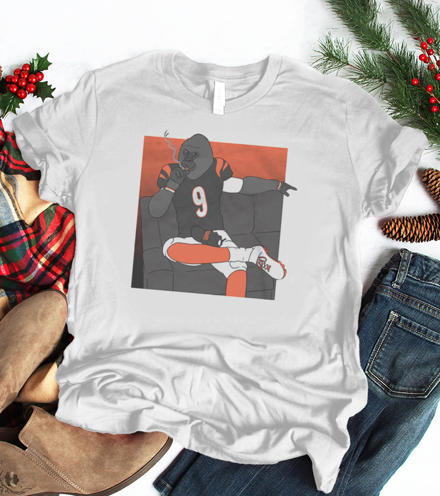 Hank Lockwood Harambe Cincinnati Football Smoker NFL Fan T-Shirt