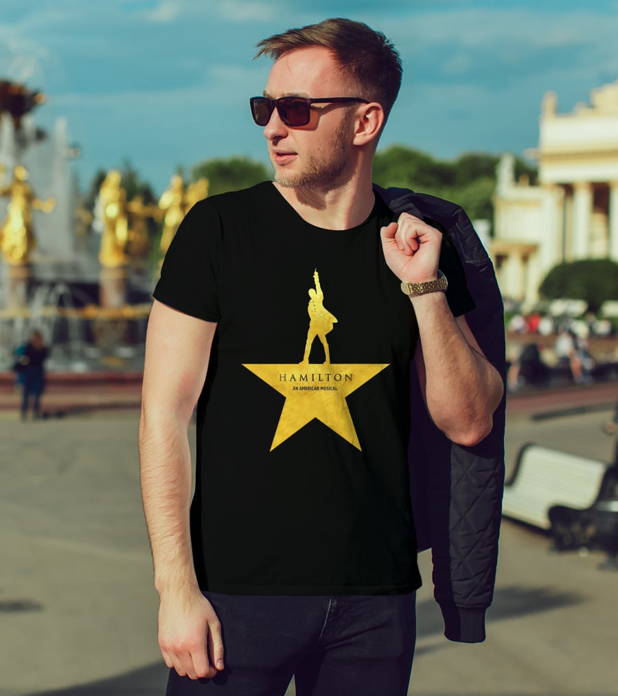 HAMILTON An American Musical Gold Star Icon Logo Standing Figure T-Shirt