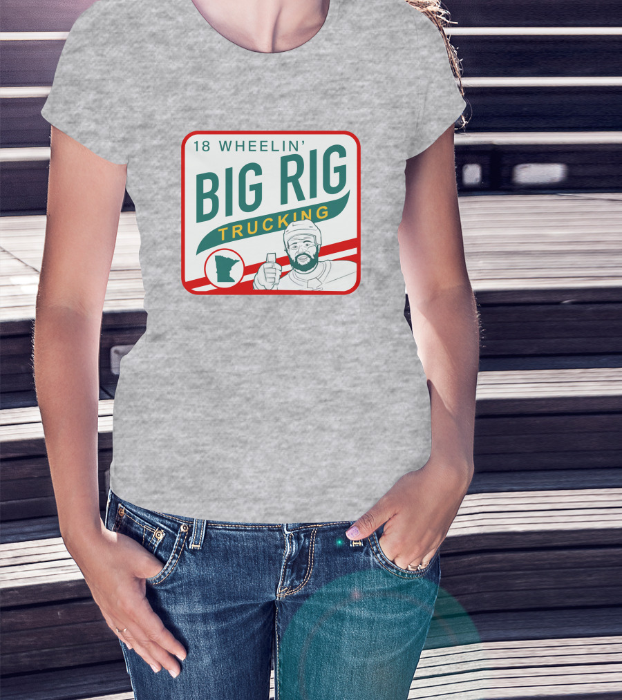 18 Wheelin' Big Rig Trucking Minnesota Driver Thumbs Up T-Shirt