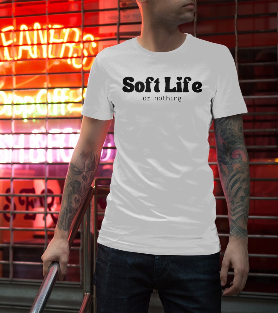 2K Toteshop Soft Life Or Nothing Bold Font T-Shirt