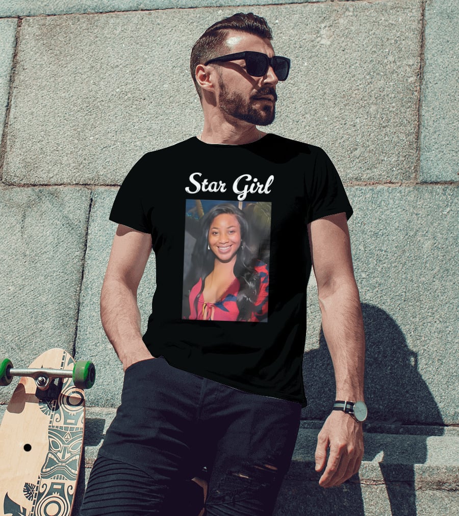 Star Girl Erica Nlewedim Smiling T-Shirt