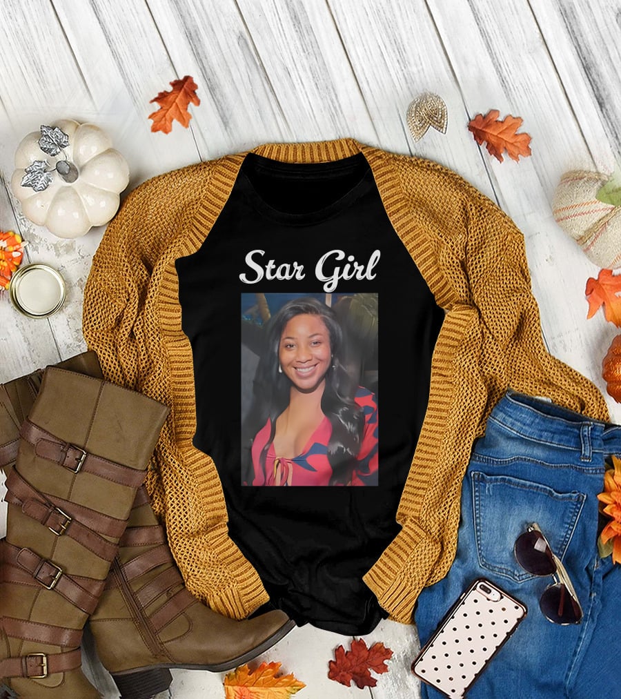 Star Girl Erica Nlewedim Smiling T-Shirt