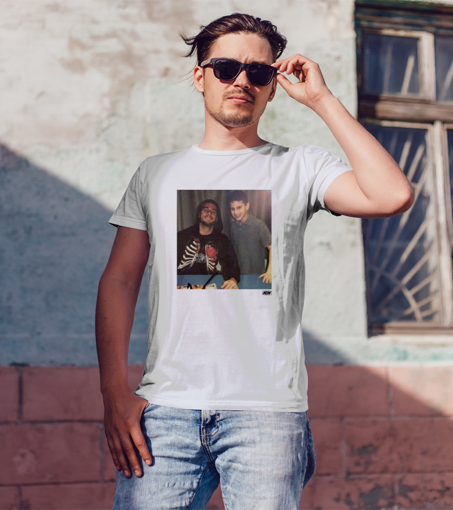 AEW Meet And Greet Event With AEW T-Shirt