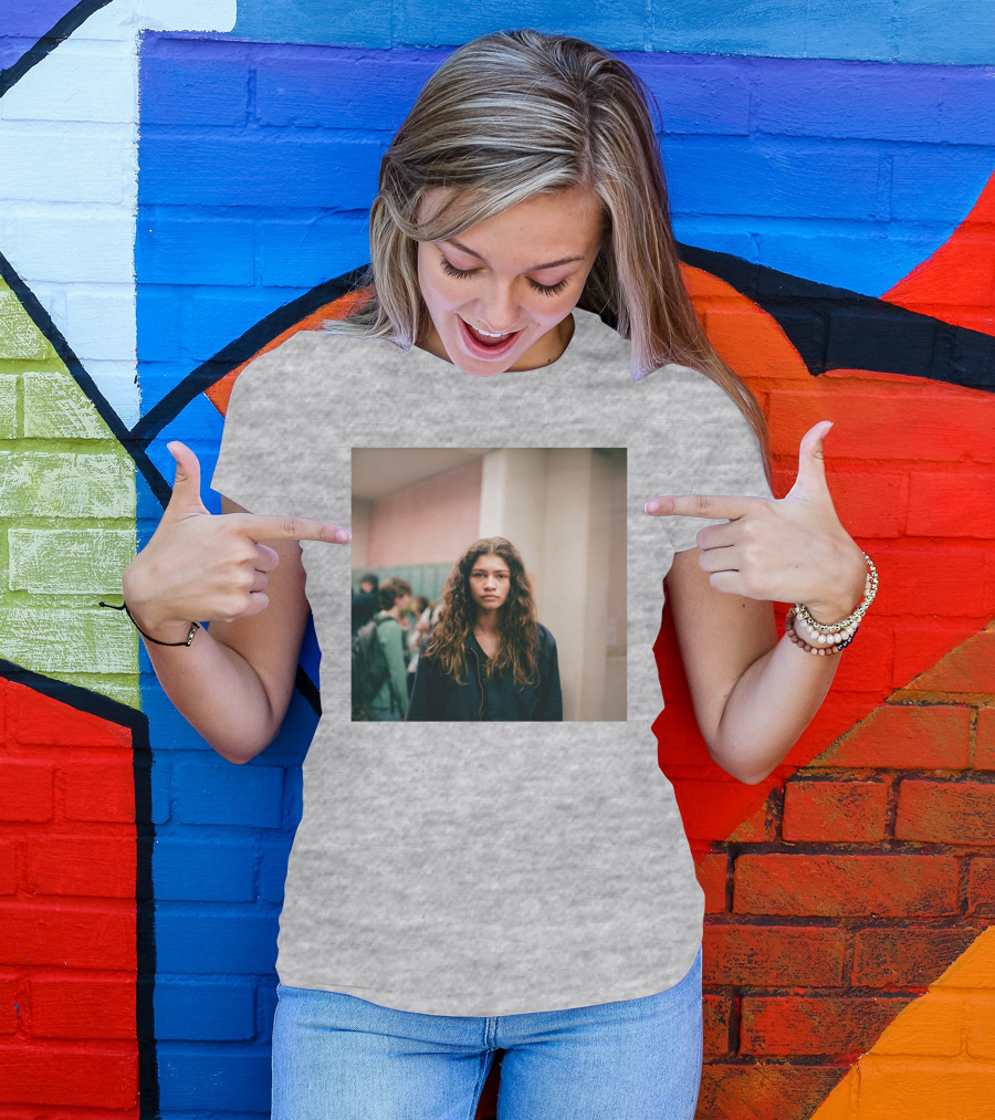 Labrinth Euphoria Season 2 Music Labrinth-Music Shop Rue Hallway Scene T-Shirt