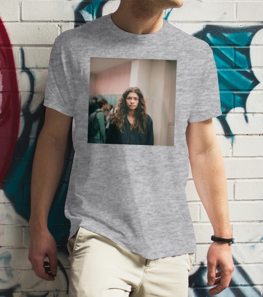 Labrinth Euphoria Season 2 Music Labrinth-Music Shop Rue Hallway Scene T-Shirt
