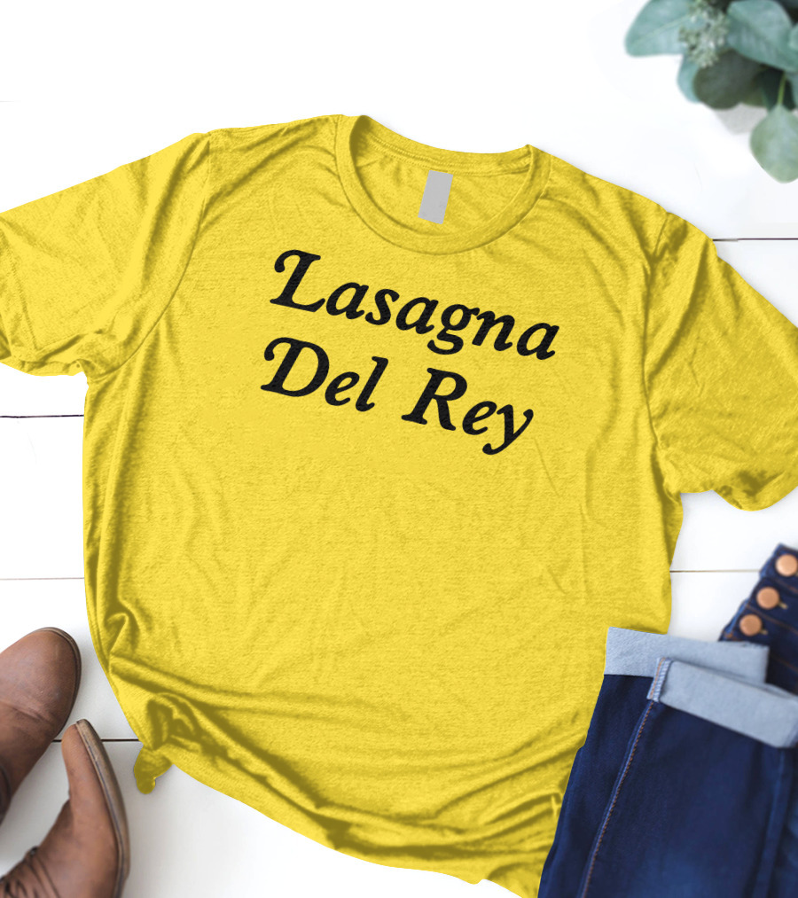 Lasagna Del Rey Whotfisjovana Bold Black Text T-Shirt