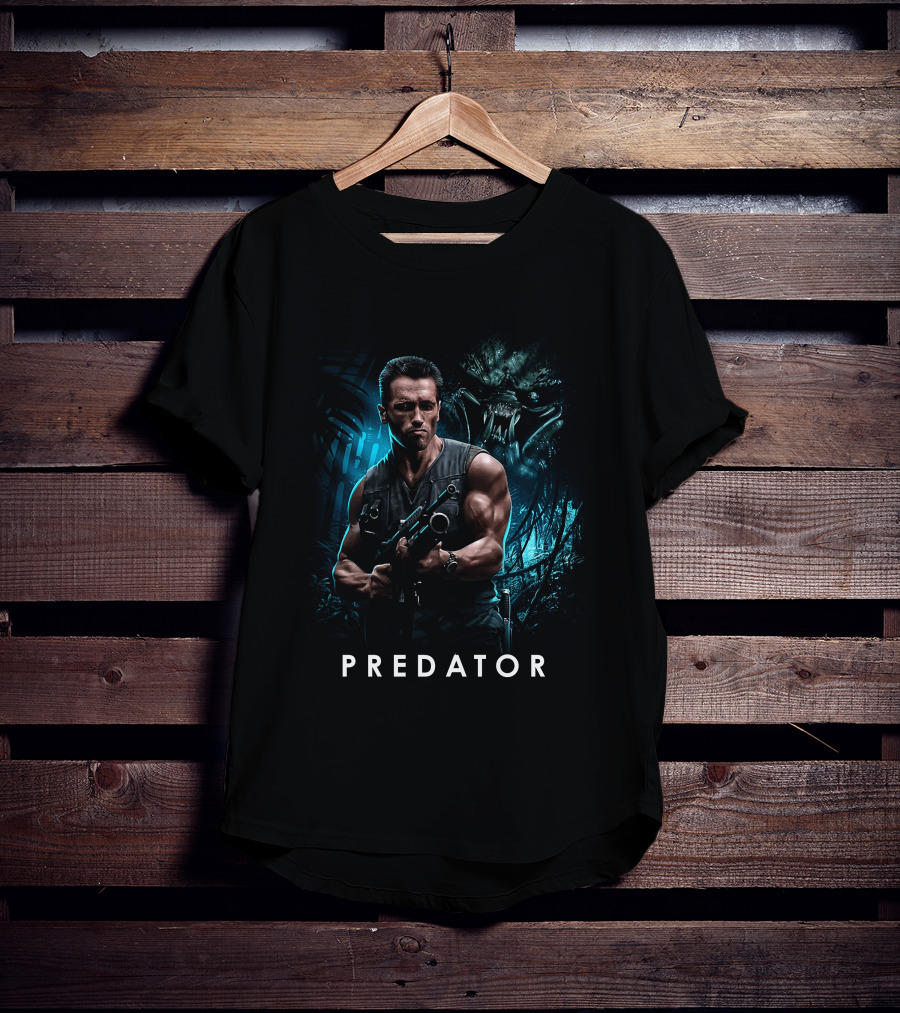 PREDATOR Arnold Schwarzenegger With Alien Hunter Background T-Shirt