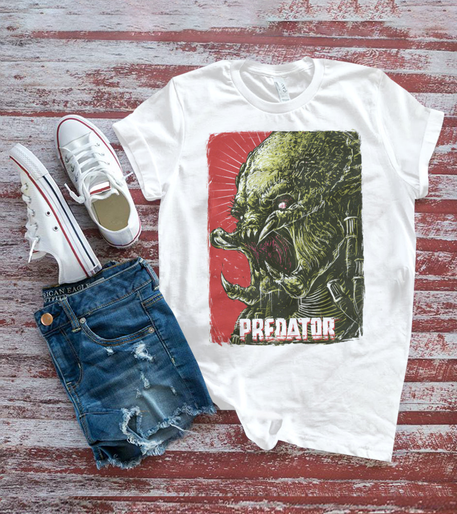 Predator Alien Creature Stylized Artwork Vintage Film T-Shirt