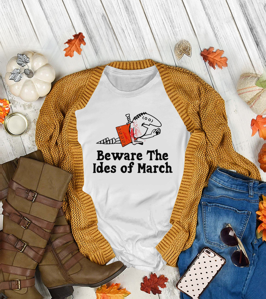 Beware The Ides Of March Roman Figure With Red Dagger T-Shirt
