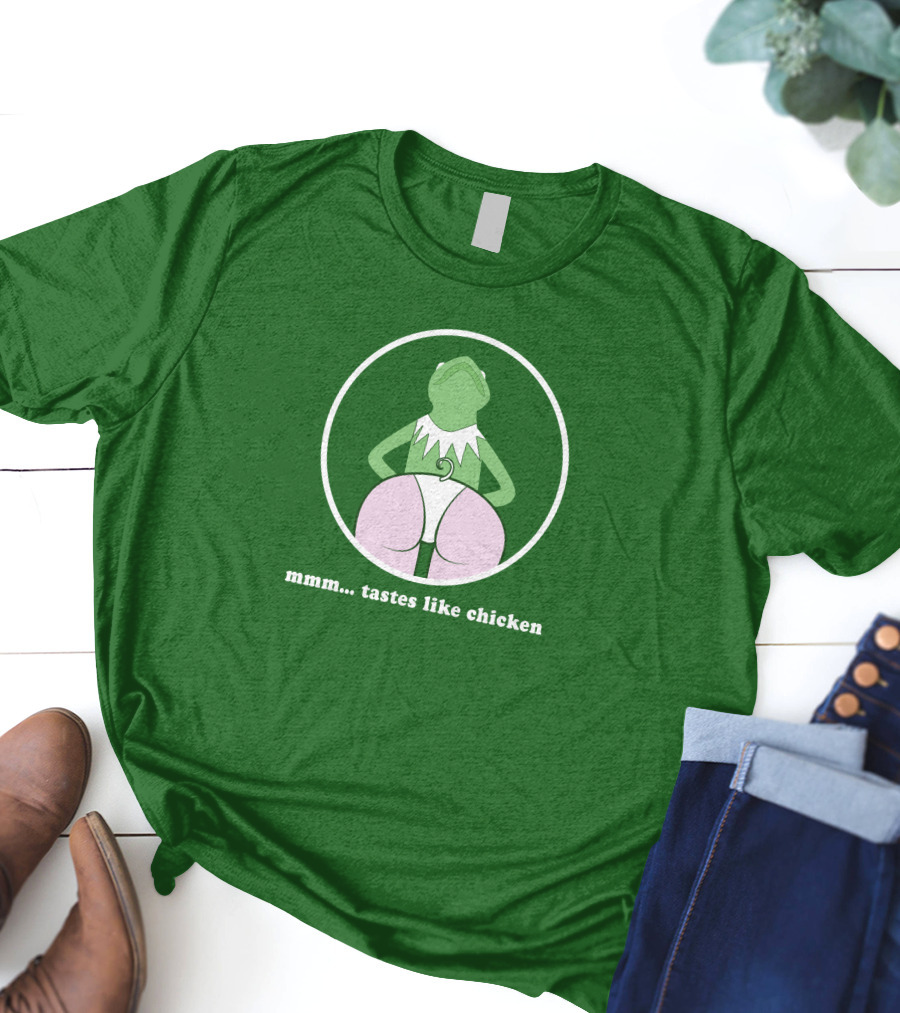 Kermits Frog Mmm Tastes Like Chicken Humorous Green Circle T-Shirt