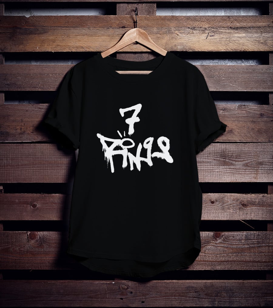 7 Rings Tag Style Crewneck T-Shirt