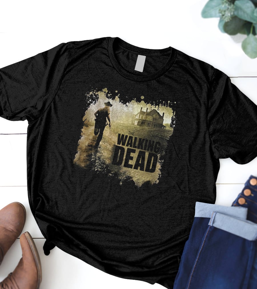 The Walking Dead Sheriff Silhouette And Farmhouse Scene T-Shirt