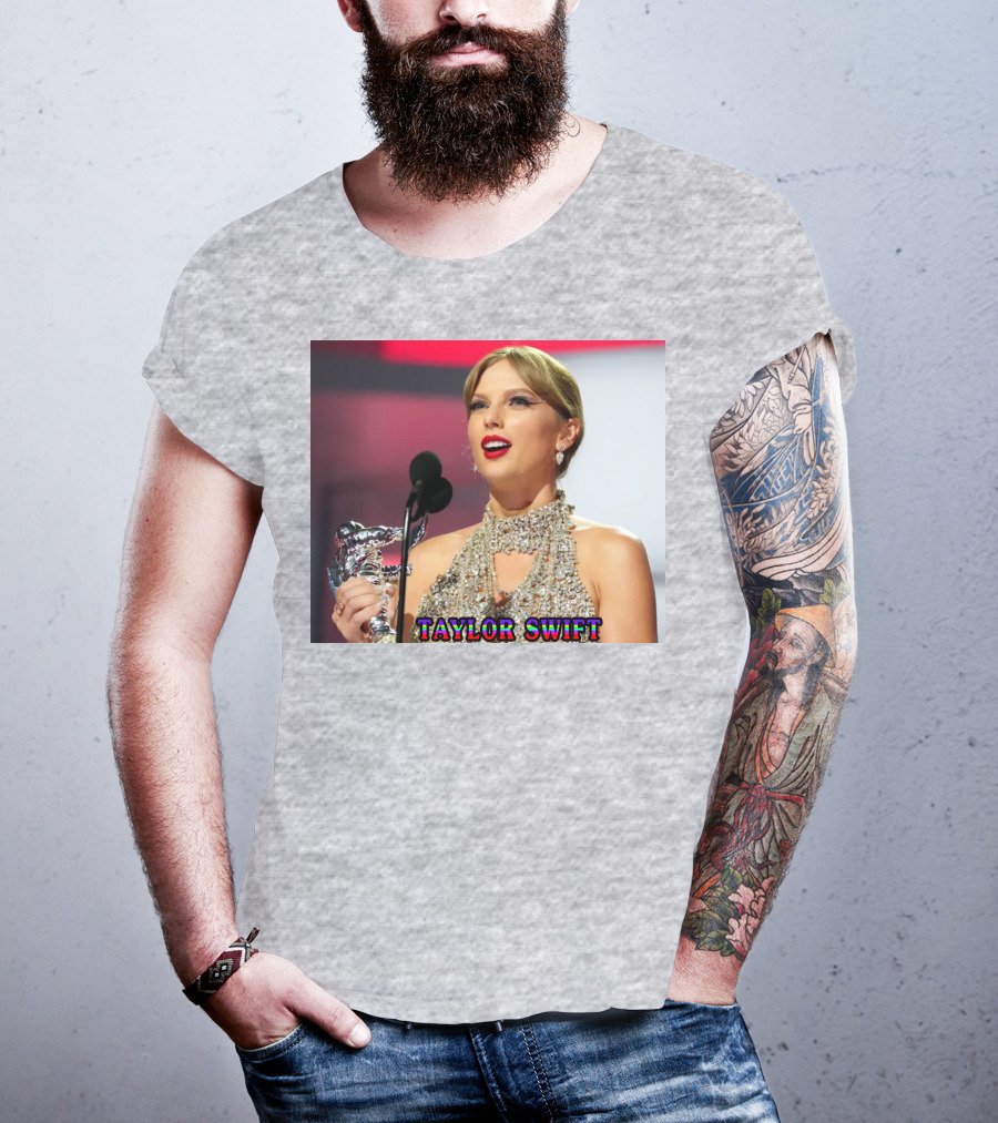 TAYLOR SWIFT SINGER SONGWRITER AWARD MOMENT T-Shirt
