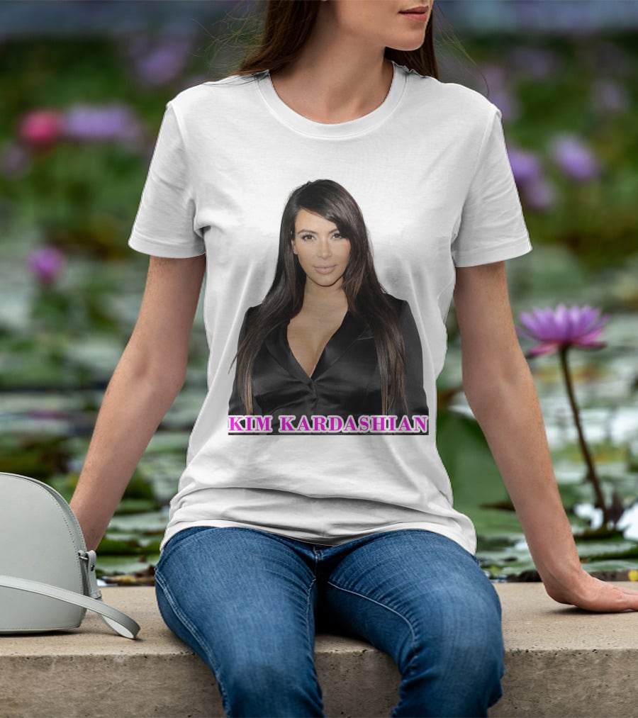 KIM KARDASHIAN T-Shirt