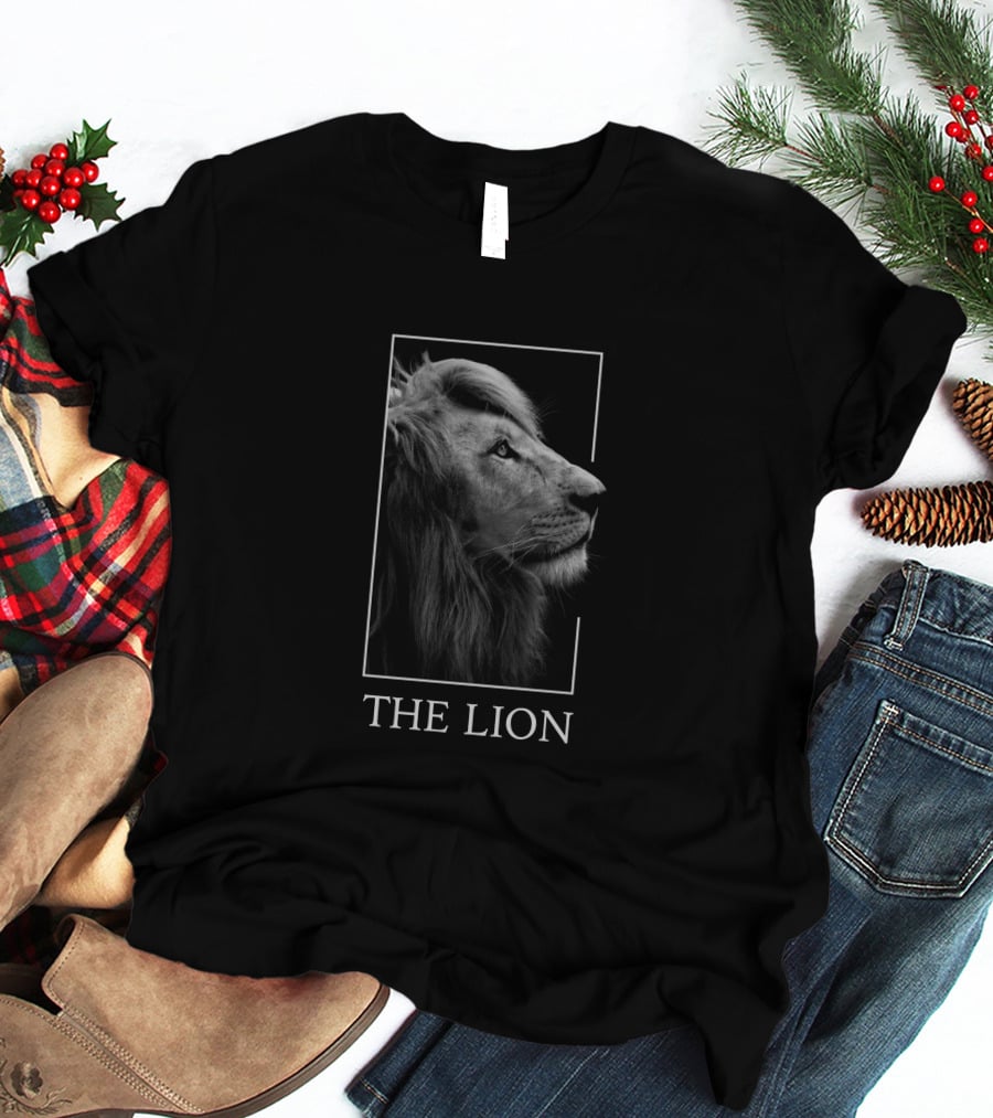 The Lion Regal Profile T-Shirt