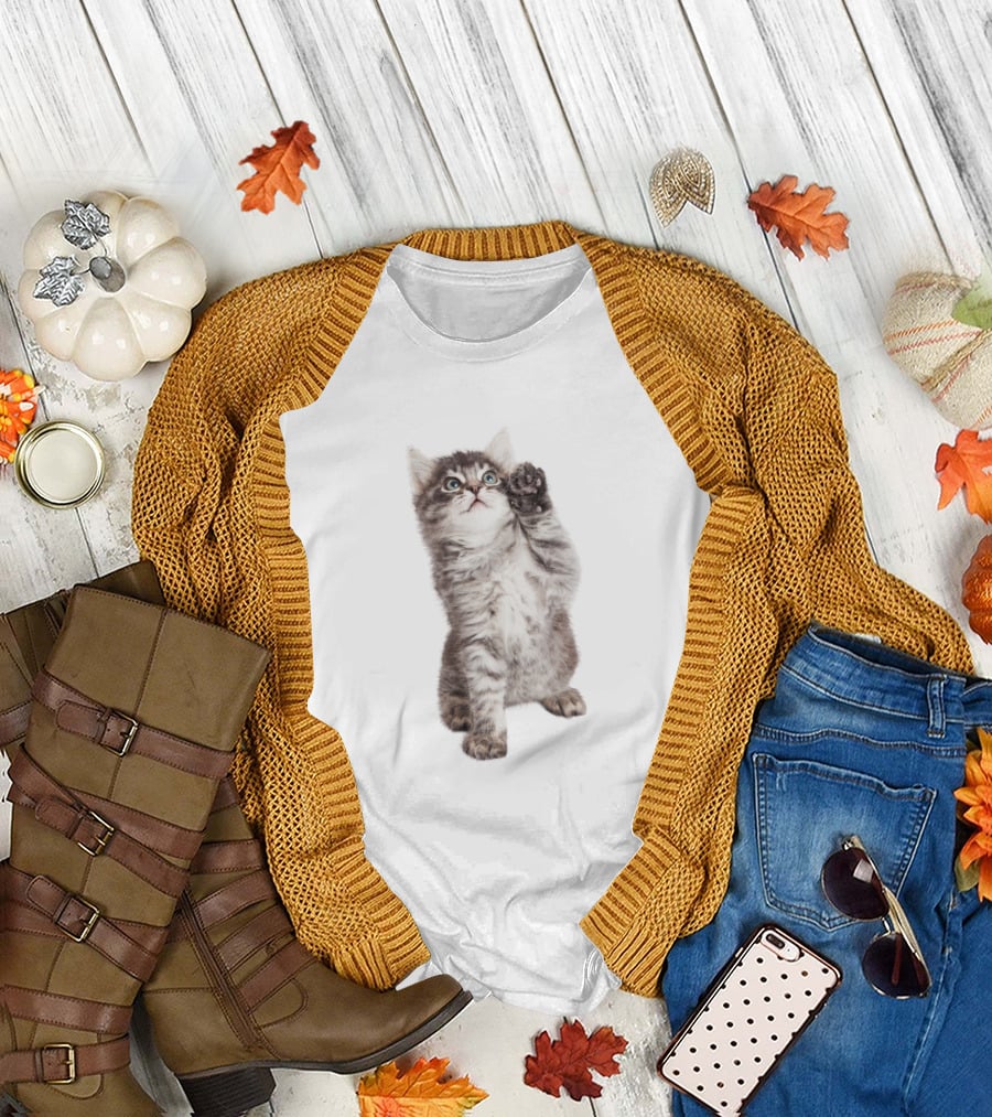 Cat Cute Playful Kitten Paw Lift T-Shirt