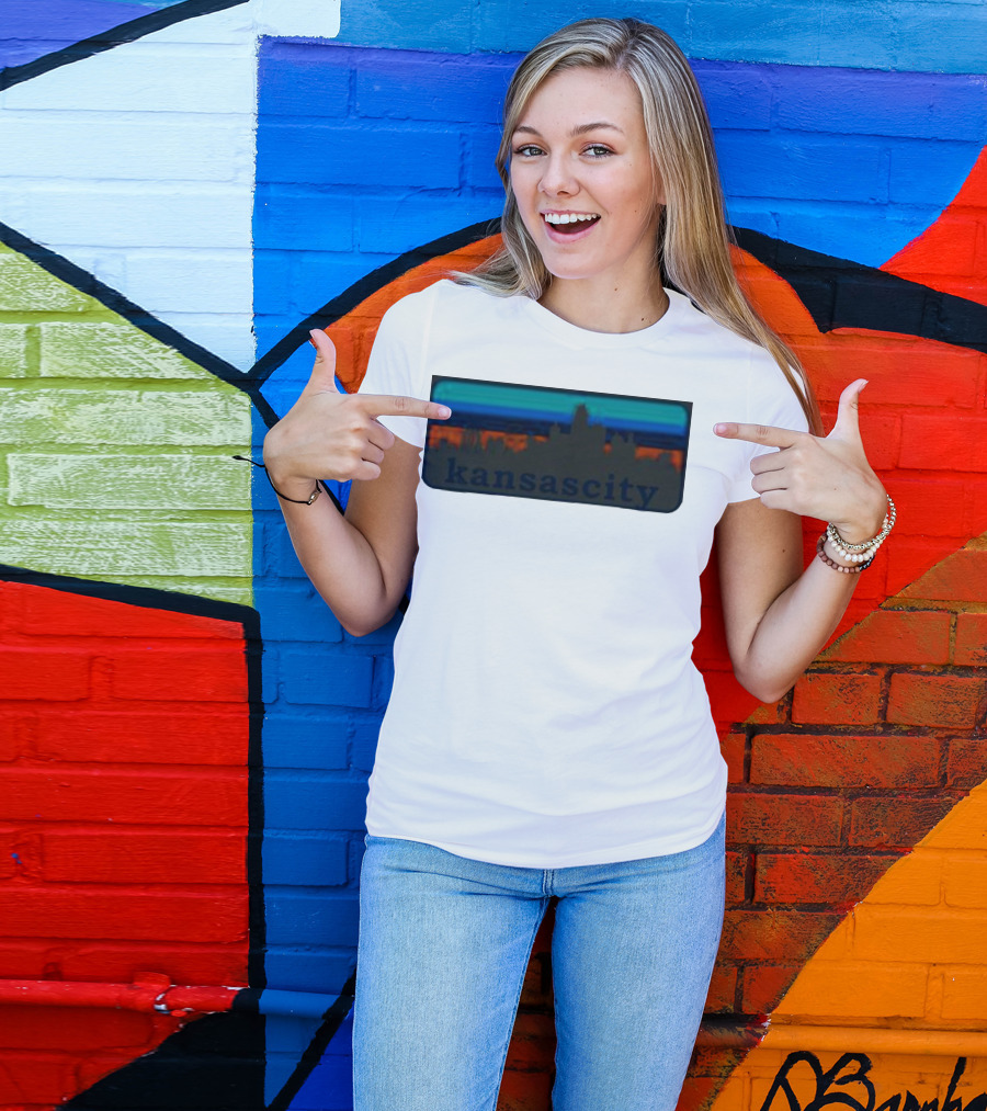 Kansas City Skyline Vintage Retro Sunset T-Shirt