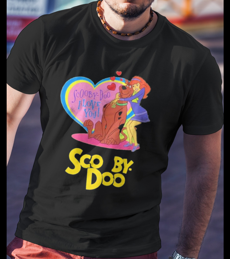 Scooby-Doo I Love You Heart And Hug With Daphne T-Shirt