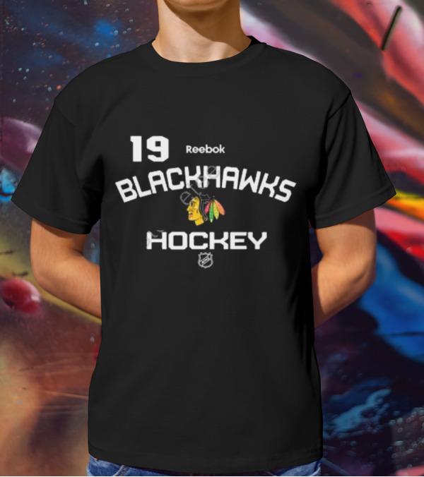 19 Blackhawks Hockey Reebok NHL T-Shirt