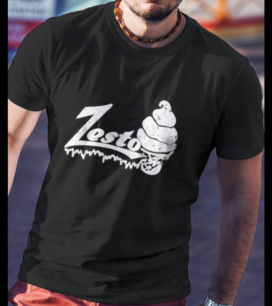Zesto Ice Cream Drive In Restaurant Vintage T-Shirt