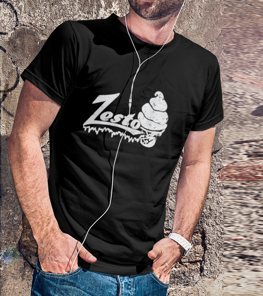 Zesto Ice Cream Drive In Restaurant Vintage T-Shirt