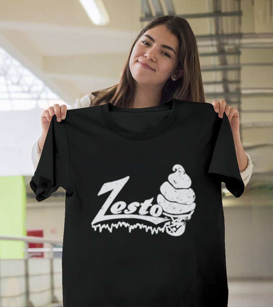 Zesto Ice Cream Drive In Restaurant Vintage T-Shirt