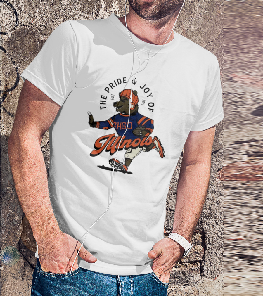 THE PRIDE And JOY OF ILLINOIS BEAR IN CHGO SWEATER WITH FOOTBALL 1919 T-Shirt