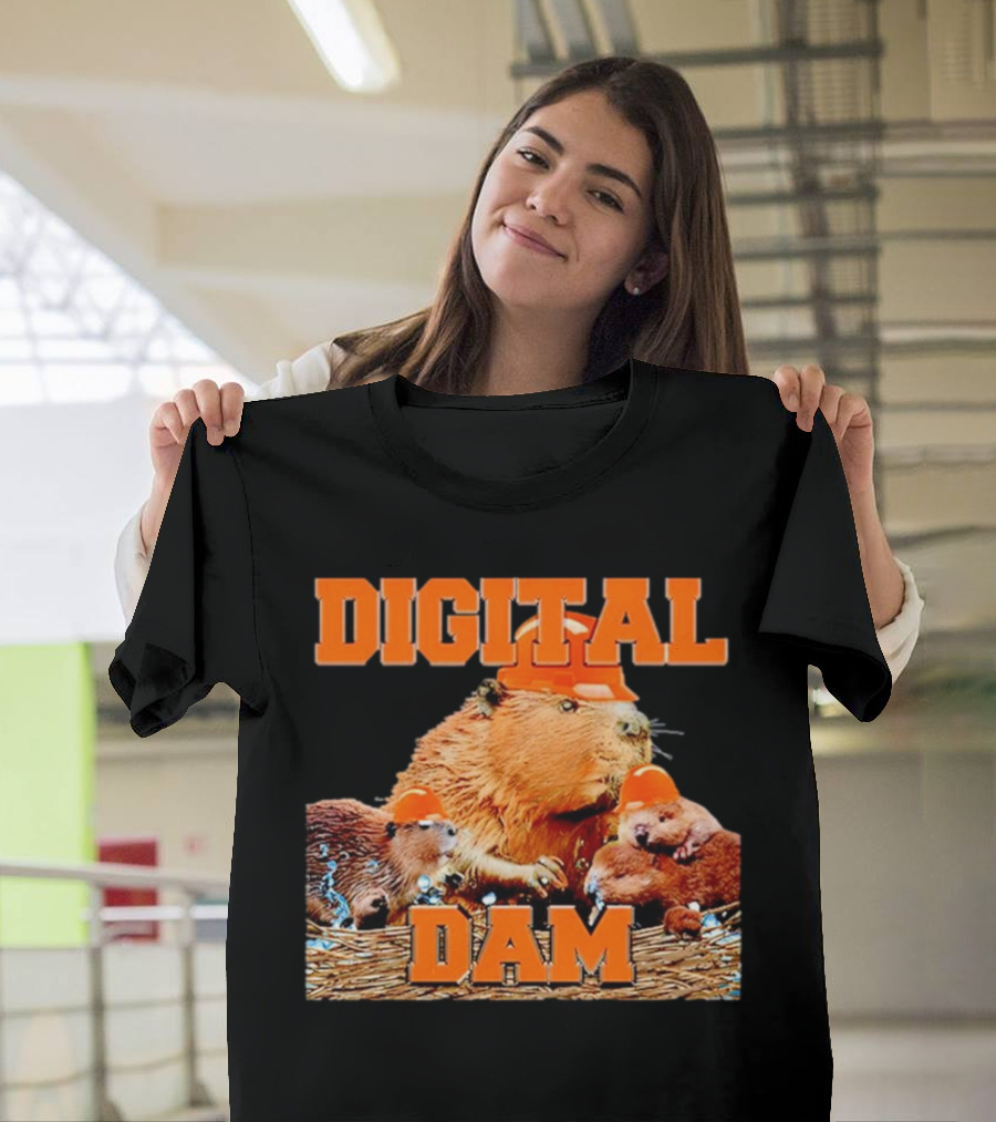 DIGITAL DAM BEAVER WITH HARD HATS T-Shirt