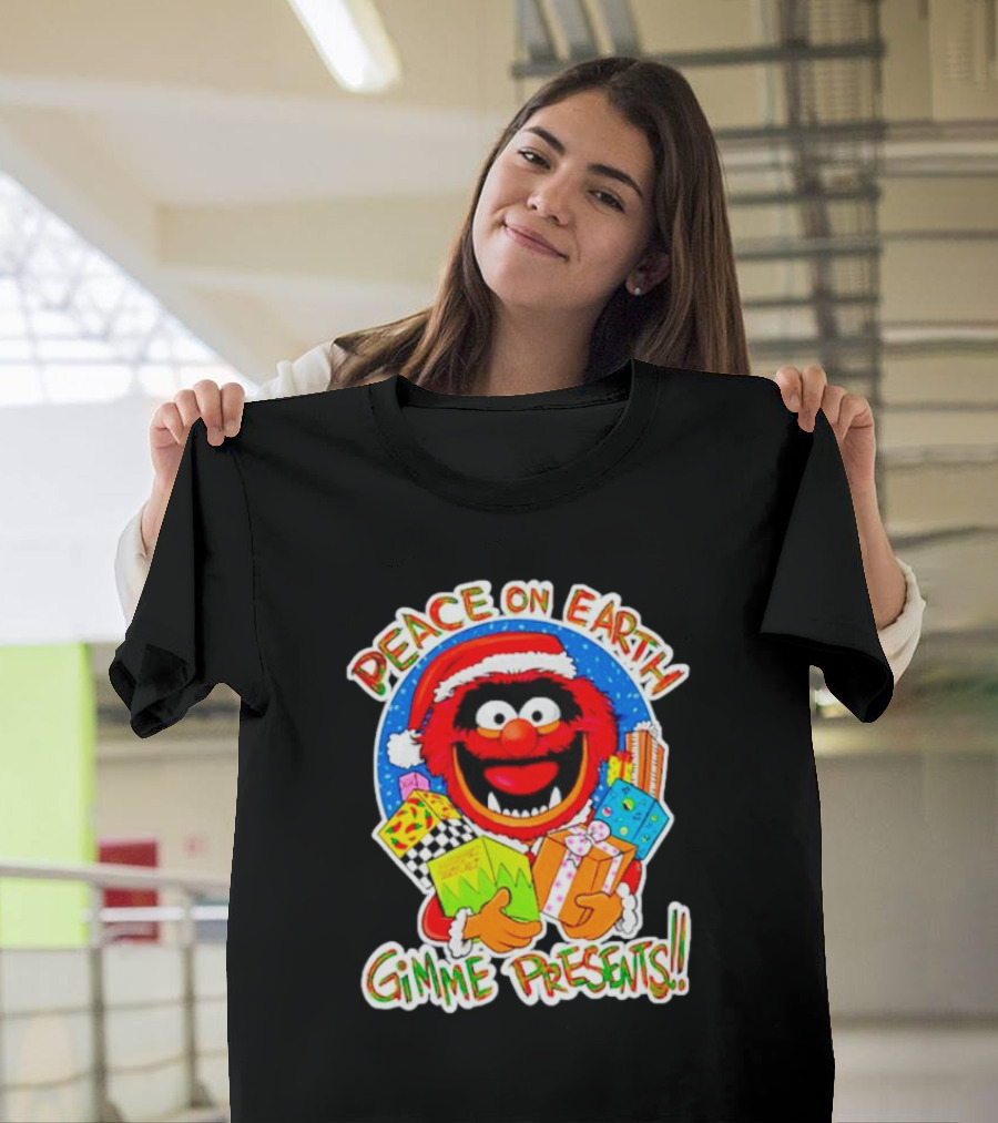 Peace On Earth Gimme Presents Muppets Santa T-Shirt