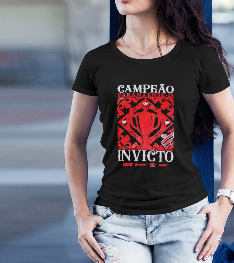 Campeão Paranaense 23 Invicto CAP Trophies And Emblems T-Shirt