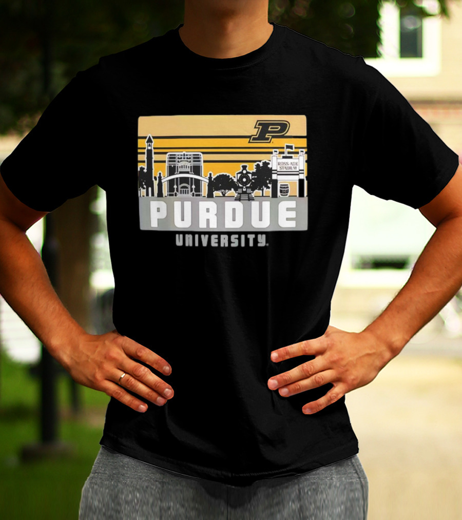 Purdue Boilermakers University Ross-Ade Stadium Campus Skyline Retro T-Shirt