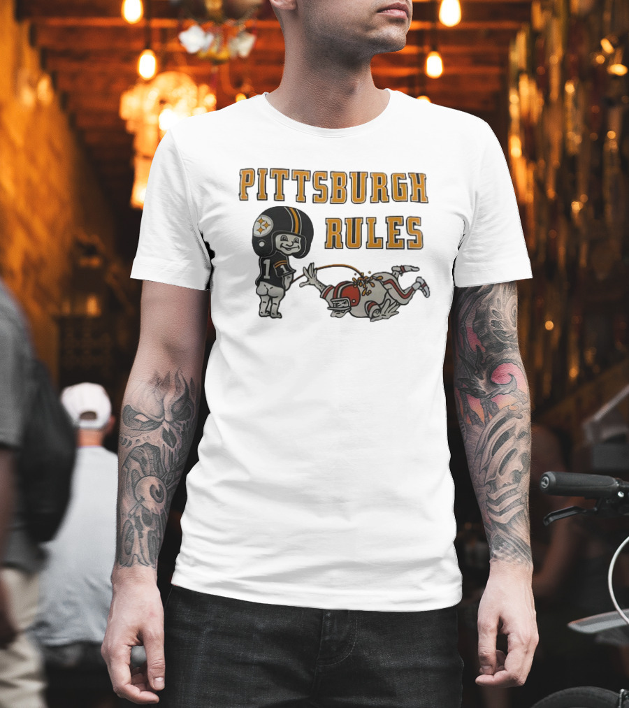 Pittsburgh Rules Steelers Peeing Cleveland Browns T-Shirt