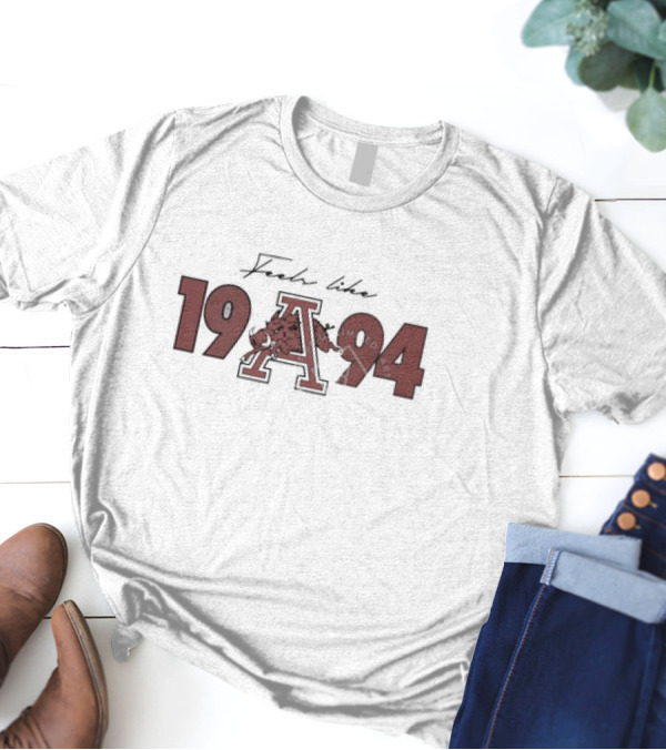 Arkansas Razorbacks Feels Like 1994 Vault A T-Shirt