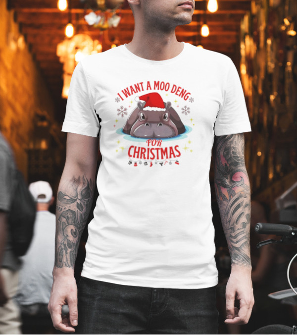 I Want A Moo Deng For Christmas Hippo Santa Hat Cute T-Shirt