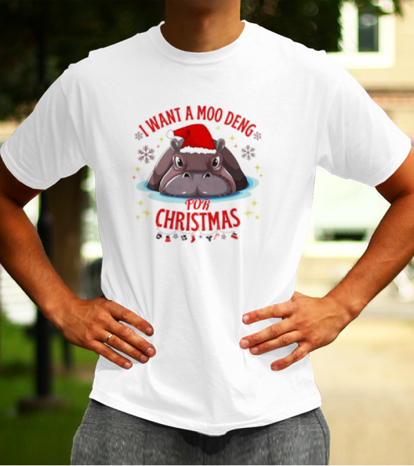 I Want A Moo Deng For Christmas Hippo Santa Hat Cute T-Shirt