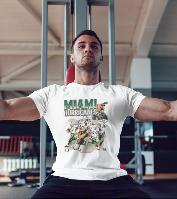 Miami Hurricanes 2001 National Champions Football Team Players And Coach T-Shirt