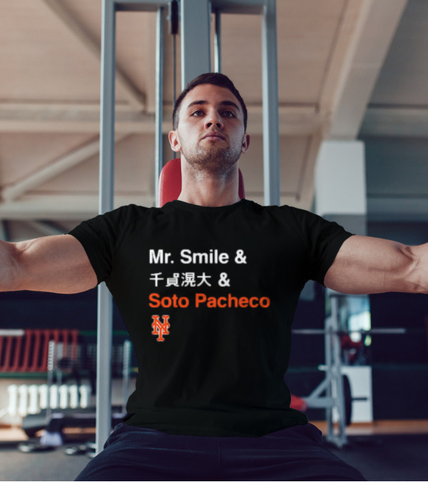 Mr. Smile New York Mets Logo Soto Pacheco T-Shirt