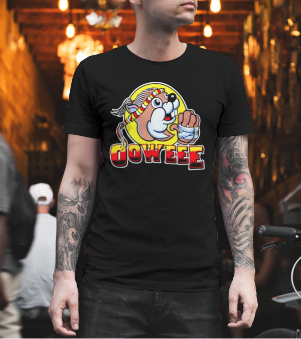 Buc-ee's Ooweee Muay Thai Beaver With Headband And Wrapped Fist T-Shirt