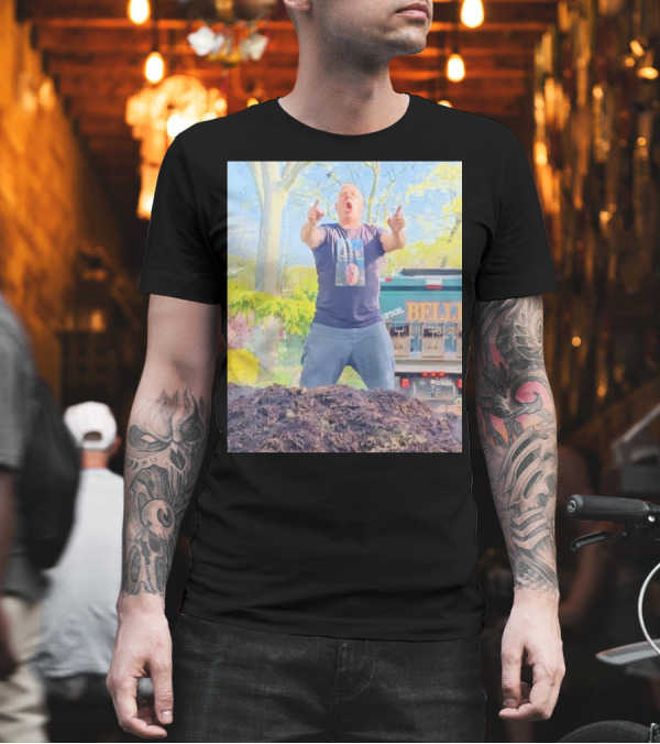 Feiner Mulch King Of The Mulch Bell Topsoil T-Shirt